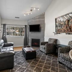 Slopeside Mall Condo #203