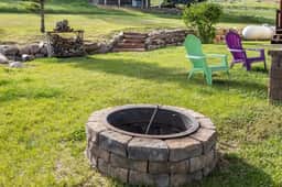 Beary Chill Cabin with Fire Pit - Image 4
