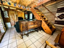Off-grid Cabin at Angel Valley Ranch - Image 4
