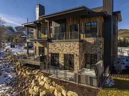 Park City White Pine Hot Tub, Ski Lifts, Free Shuttle - Image 2