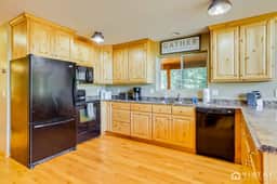 Strawberry Valley Villa -Stunning Views & Hot Tub - Image 4