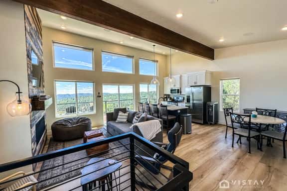 Bryce View Cabin - New Cabin with Amazing Views! - Image 1