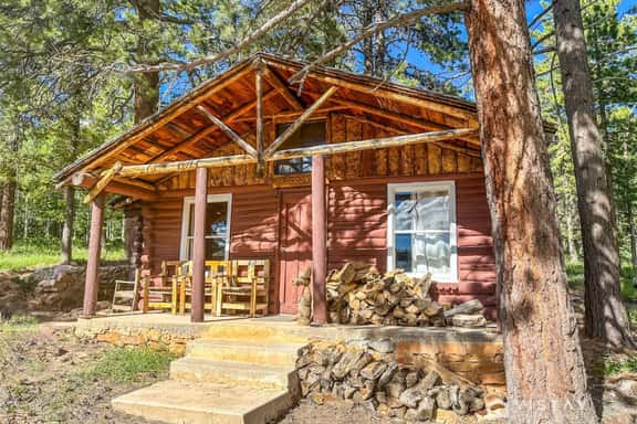 The John Wayne Cabin at Angel Valley Ranch - Image 1