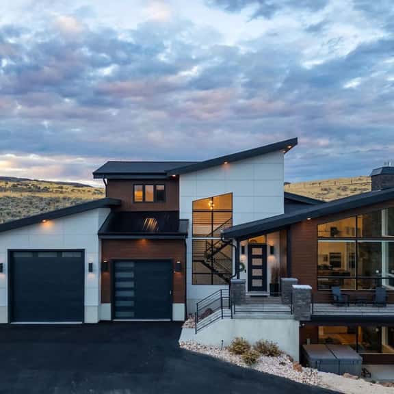 Luxury Lodge | Hot Tub, Theater & Pickleball Court - Image 1