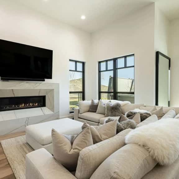 Park City White Pine Hot Tub, Ski Lifts, Free Shuttle - Image 1