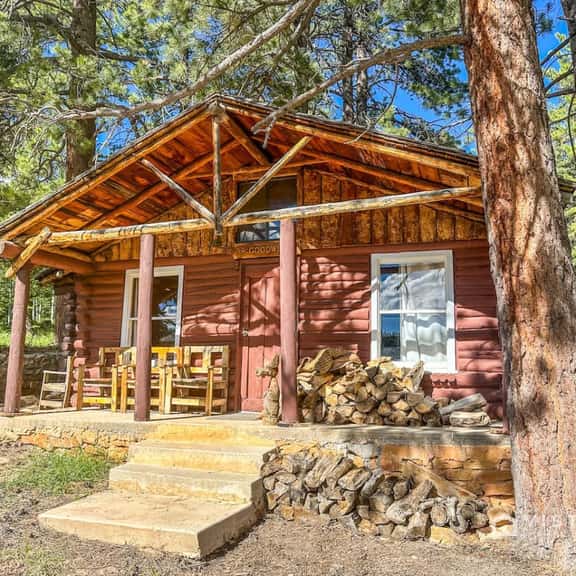 The John Wayne Cabin at Angel Valley Ranch - Image 1