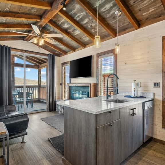 Fisherman’s Paradise 1 | Panguitch Lakefront Cabin - Image 1