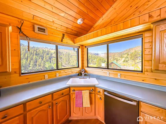 Lakeview Lodge at Panguitch Lake - Image 4