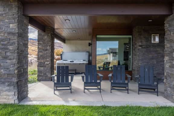 Luxury Lodge | Hot Tub, Theater & Pickleball Court - Image 3