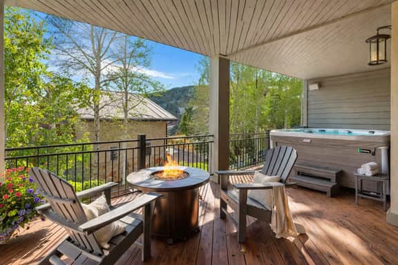 Park City 5BR Mountain Lodge | Hot Tub · Fire Pit · Free Ski Shuttle | Sleeps 12 - Image 2