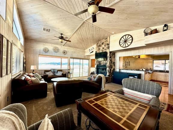 The Perch at Panguitch Lake - Image 2