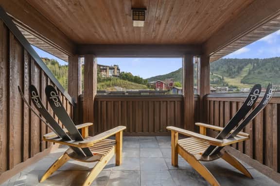 Park City 5BR•Hot Tub•Theater•Game Loft•Shuttle - Image 5