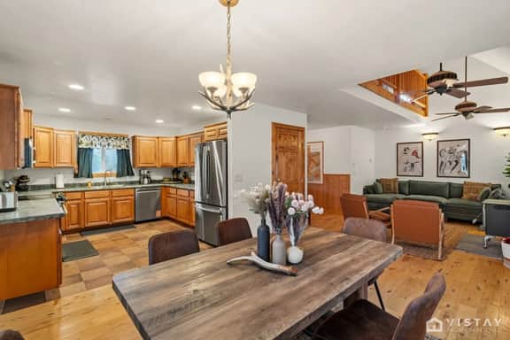 Elk Tracks Cabin | Scenic Location with Fire Pit - Image 4