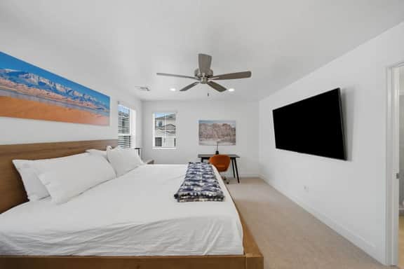 Crestara Retreat – Modern Sienna Hills Escape - Image 4
