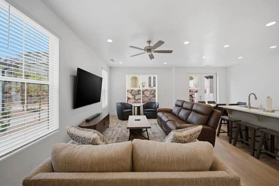 Crestara Retreat – Modern Sienna Hills Escape - Image 2