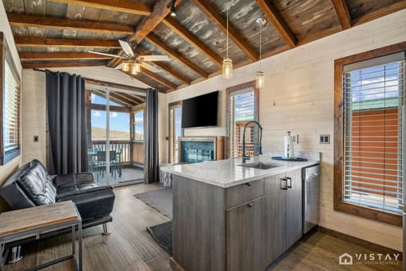 Fisherman’s Paradise 1 | Panguitch Lakefront Cabin - Image 1