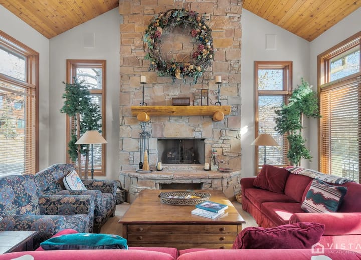 Park City 5BR Mountain Lodge | Hot Tub · Fire Pit · Free Ski Shuttle | Sleeps 12