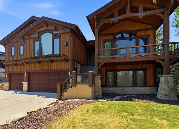 Deer Valley Luxury Lodge | Shuttle, Hot Tub, Games